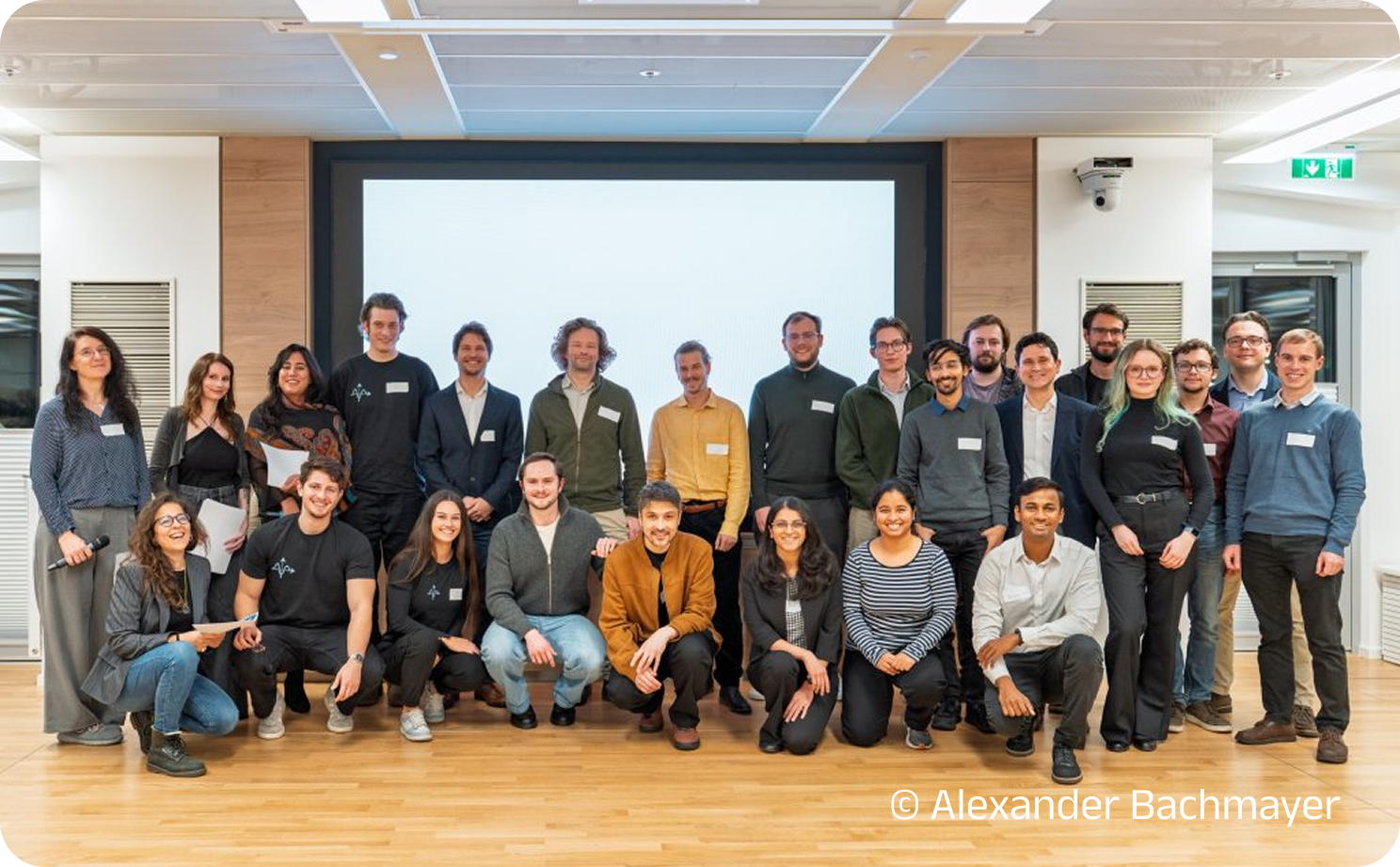 Qilab participants in a group photo